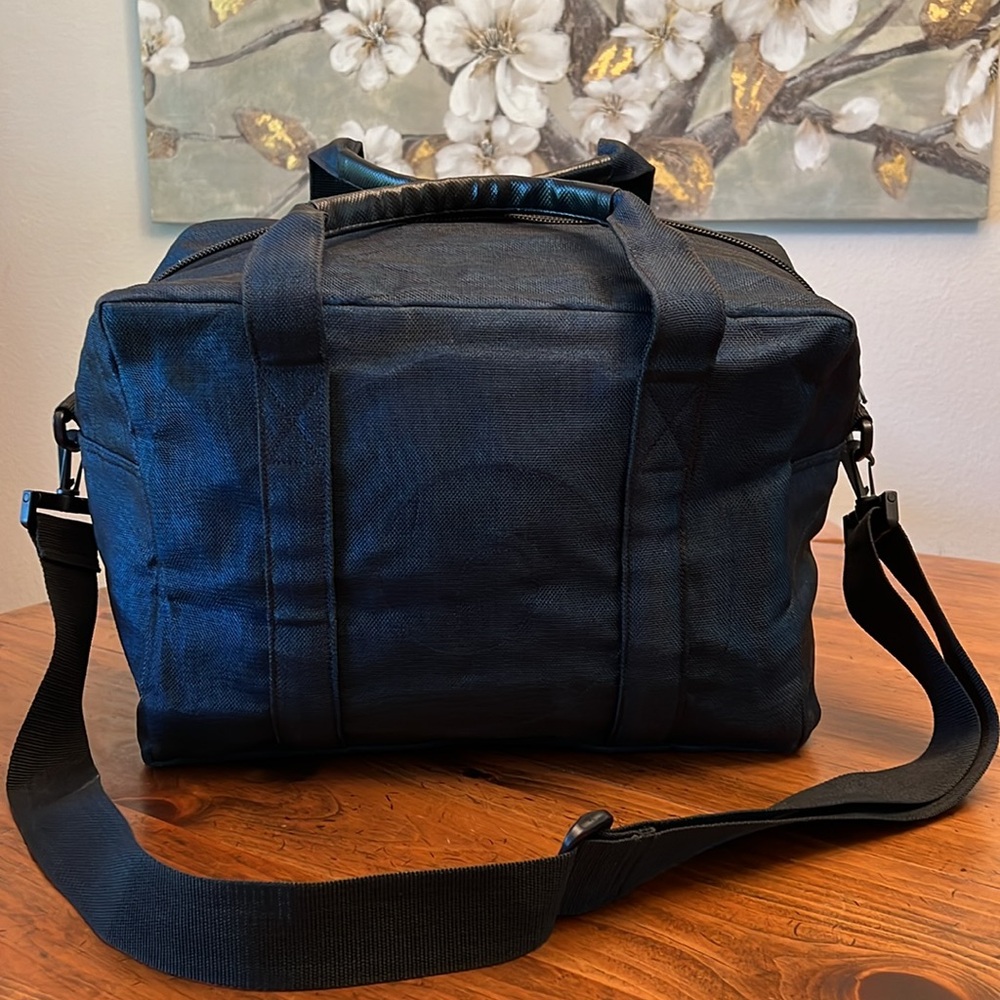 Smateria Large Blue Travel Tote Bag - Picture 3 of 7